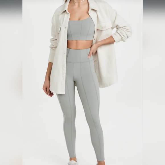 L*Space - Leggings & Top - Picture 11 of 17